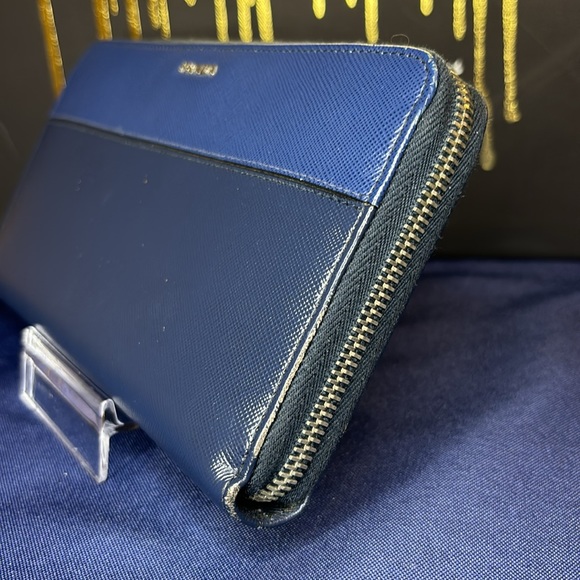 PRADA | Bi Color Saffiano Leather Long Zippy Wallet in Blue - Picture 5 of 11